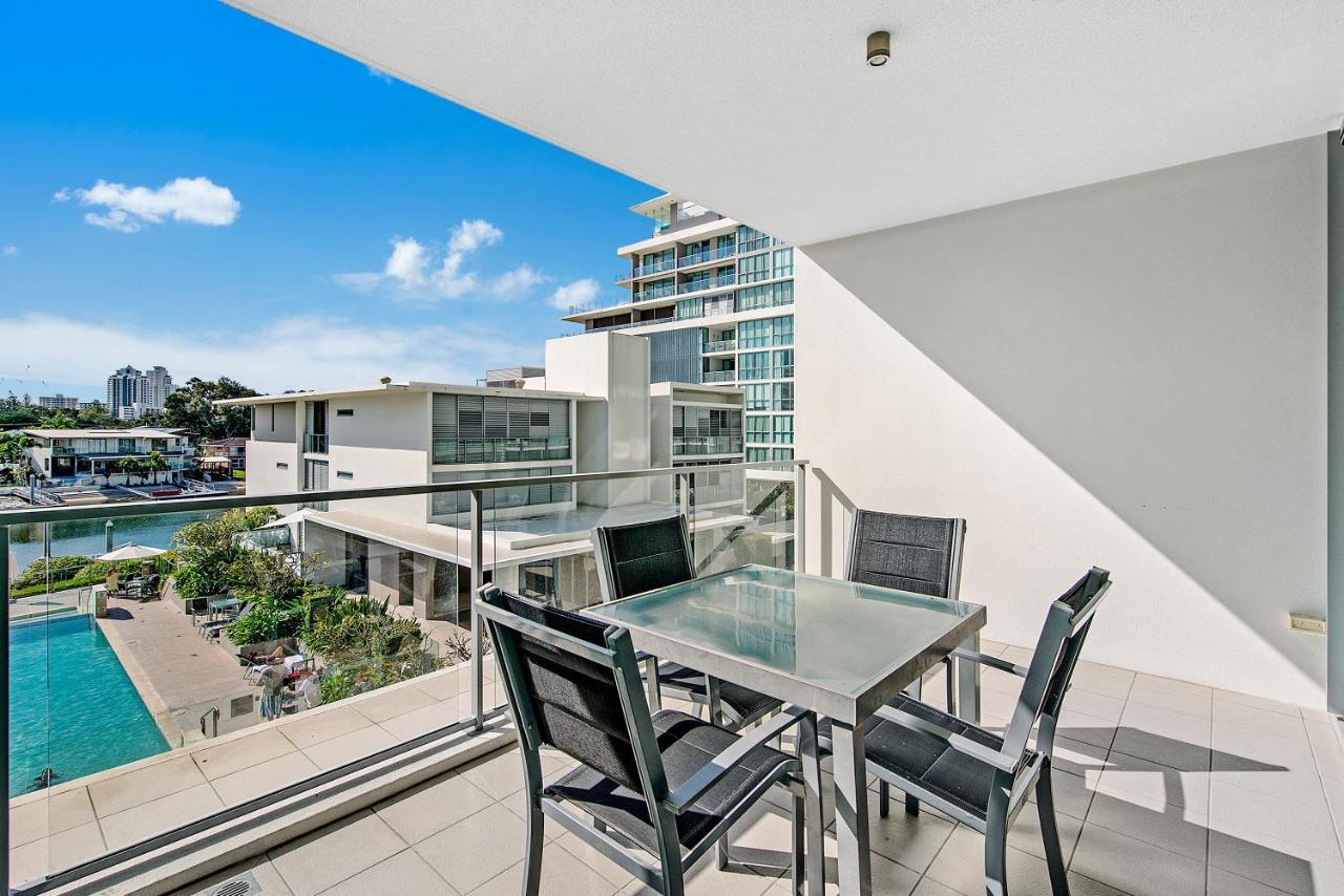 Ultiqa Freshwater Point Resort Broadbeach Гоулд Коуст Екстериор снимка