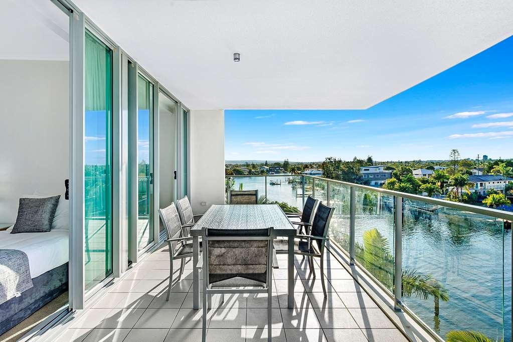 Ultiqa Freshwater Point Resort Broadbeach Гоулд Коуст Екстериор снимка