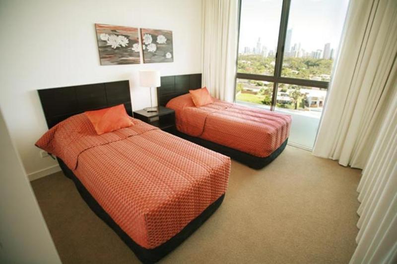 Ultiqa Freshwater Point Resort Broadbeach Гоулд Коуст Екстериор снимка